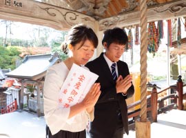 祈願 戌 の 日 安産 戌の日は安産祈願へ！ おすすめ神社8選と知っておきたい参拝ルール｜ウーマンエキサイト